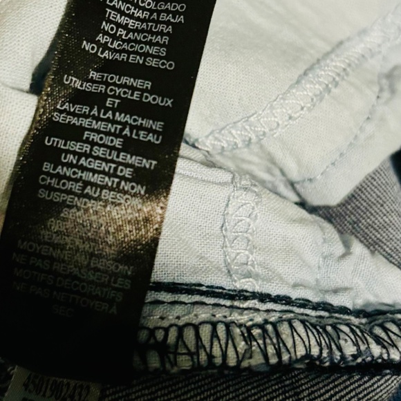 Chico's So Slimming Girlfriend Ankle Jeans - Picture 8 of 8